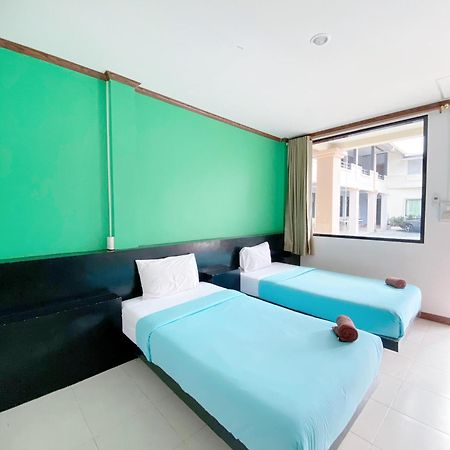 Tanatnan Hotel ระนอง ภายนอก รูปภาพ